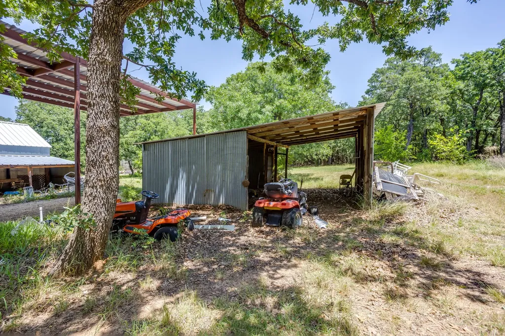 4536 County Road 806 Cleburne TX 76031