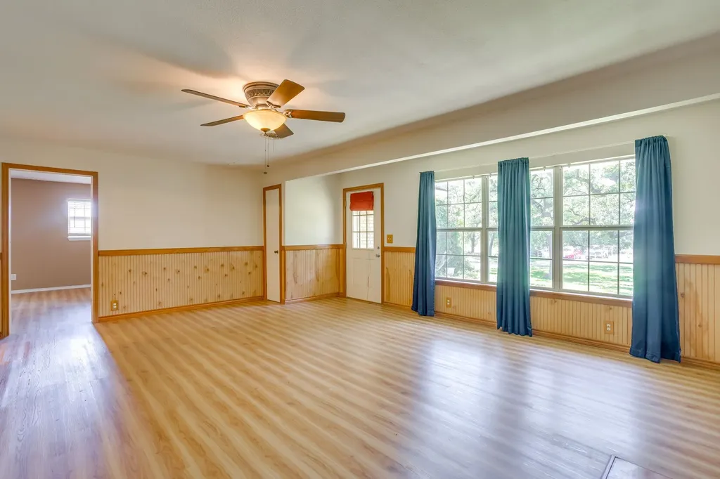4536 County Road 806 Cleburne TX 76031