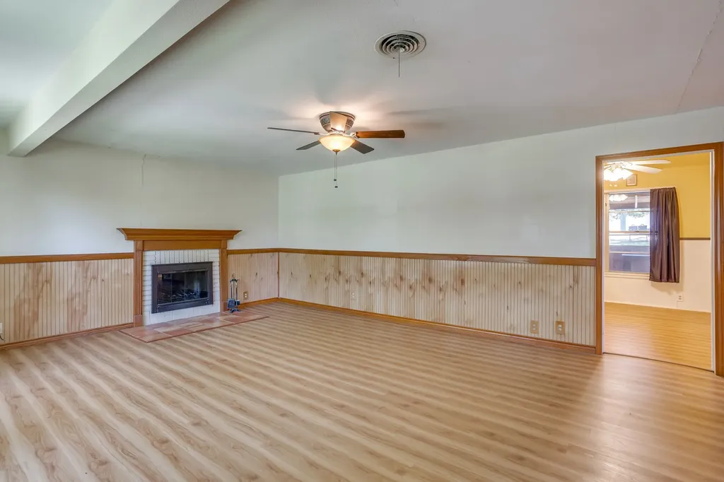 4536 County Road 806 Cleburne TX 76031