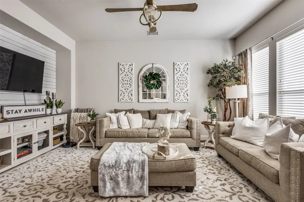 1132 Moonstone Street Carrollton TX 75007