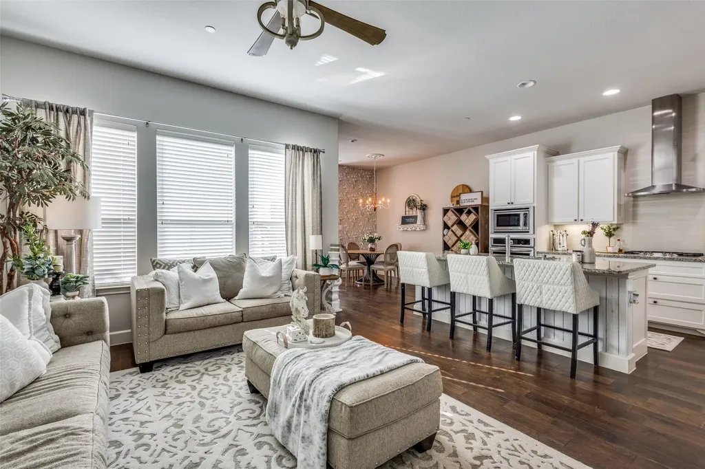 1132 Moonstone Street Carrollton TX 75007