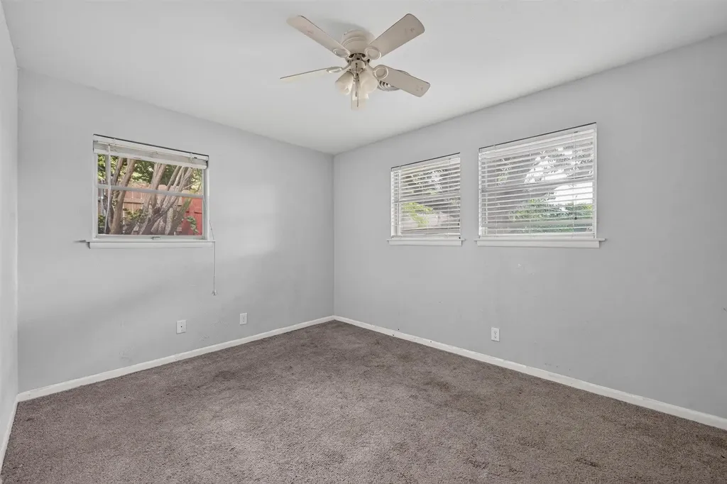 2403 Robin Circle Denton TX 76209