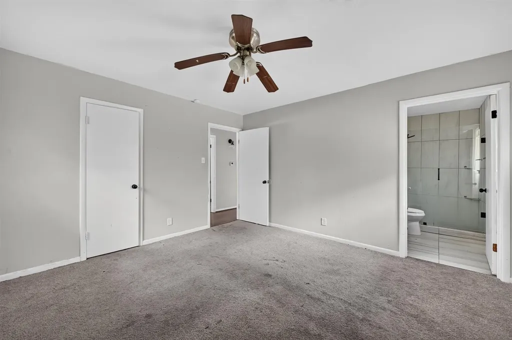 2403 Robin Circle Denton TX 76209
