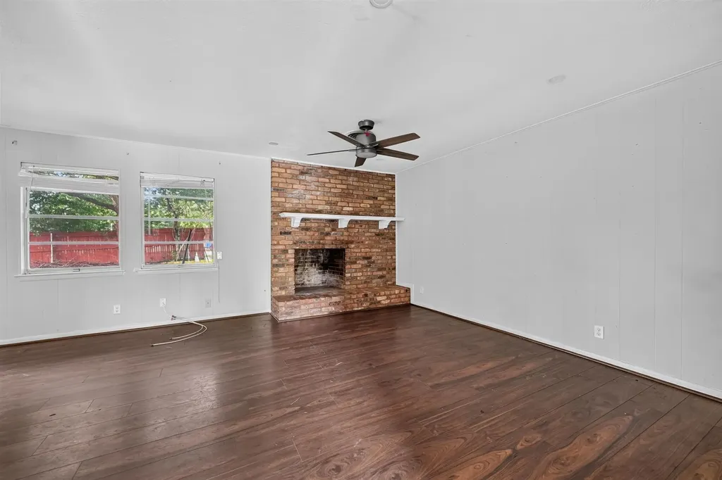 2403 Robin Circle Denton TX 76209
