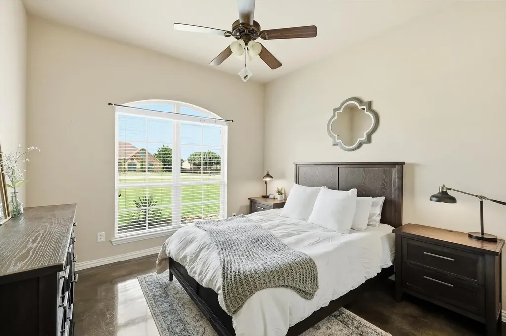 7030 Brooke Boulevard Midlothian TX 76065