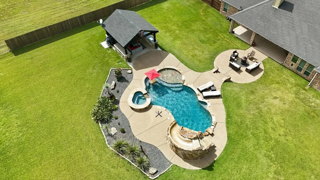 7030 Brooke Boulevard Midlothian TX 76065
