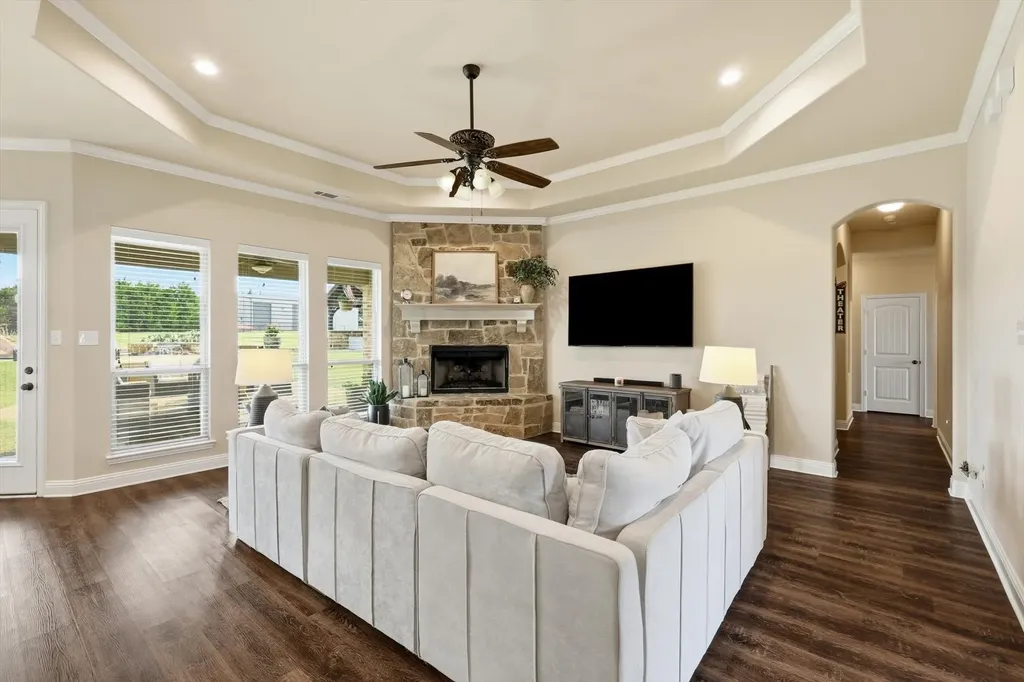 7030 Brooke Boulevard Midlothian TX 76065