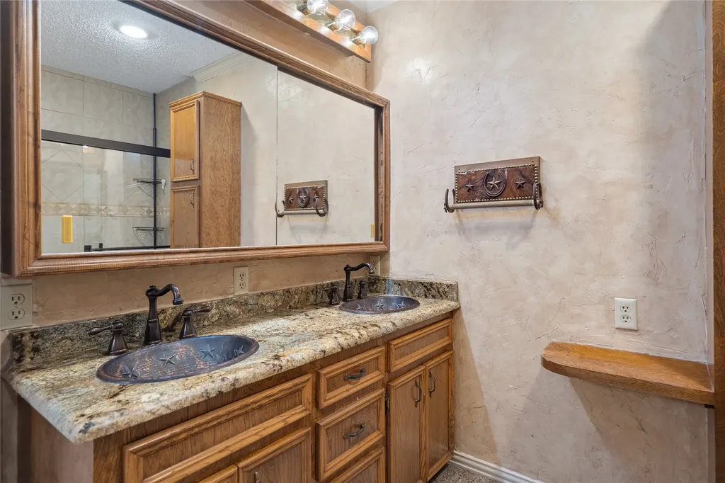205 Murchison Street Farmersville TX 75442