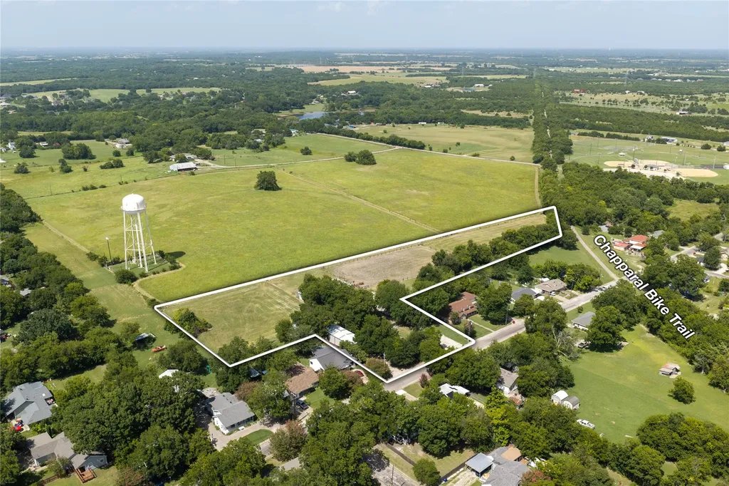 205 Murchison Street Farmersville TX 75442