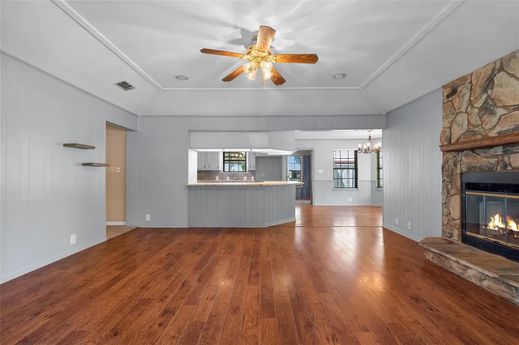 205 Murchison Street Farmersville TX 75442