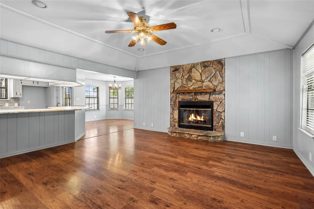 205 Murchison Street Farmersville TX 75442
