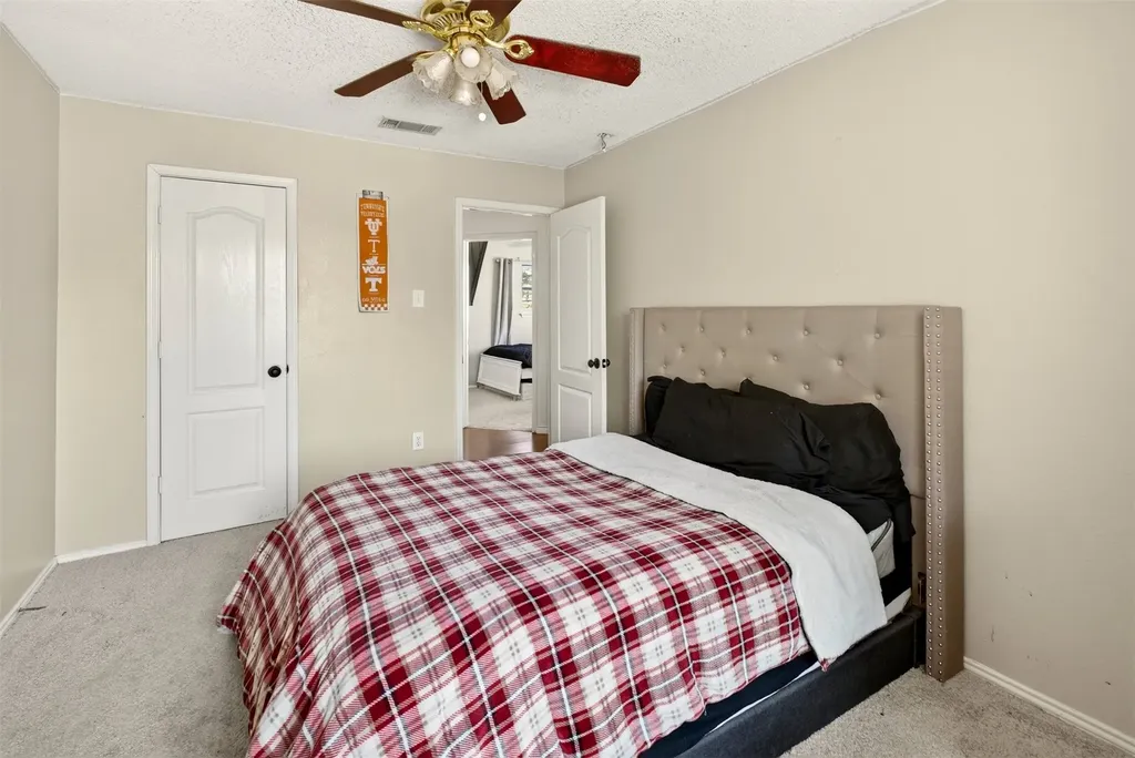 2272 Bresee Drive Carrollton TX 75010