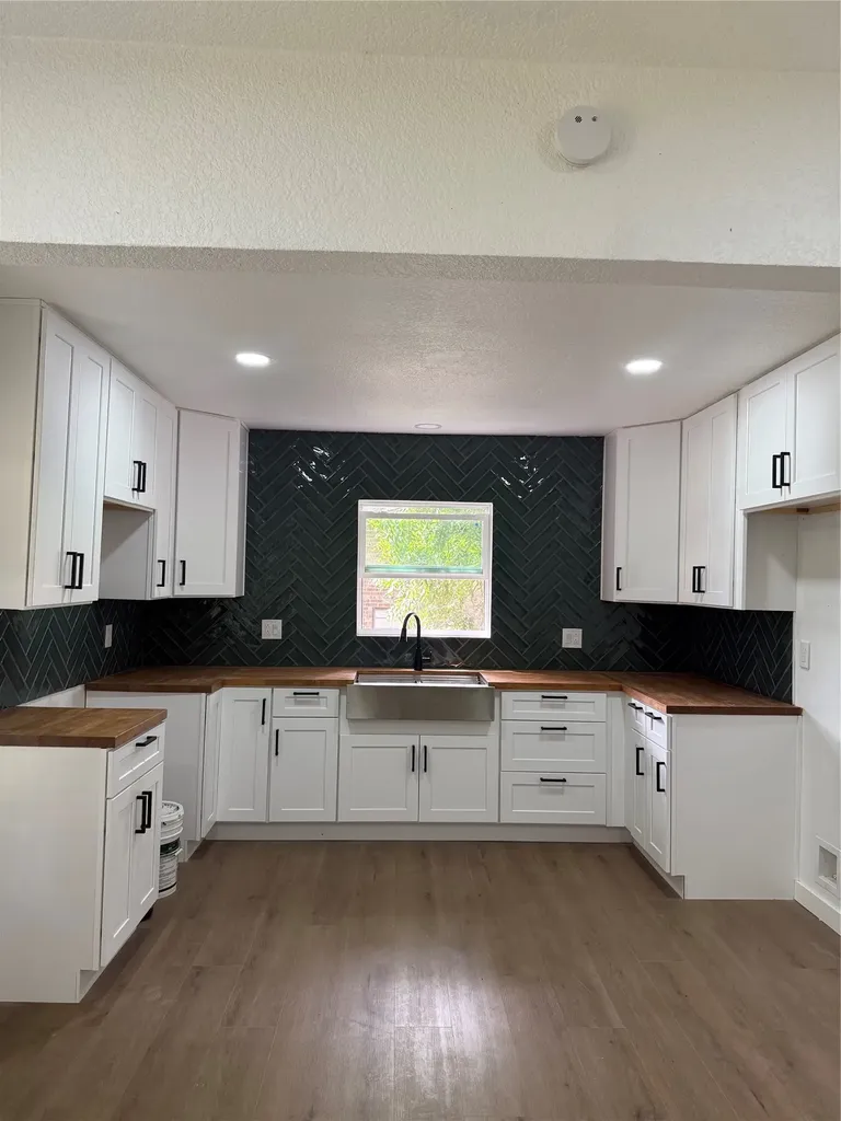 3004 N 15th A Street Waco TX 76708