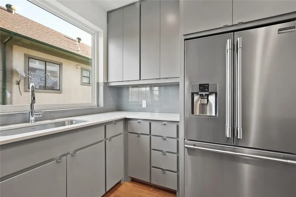 4713 Bryan Street Dallas TX 75204