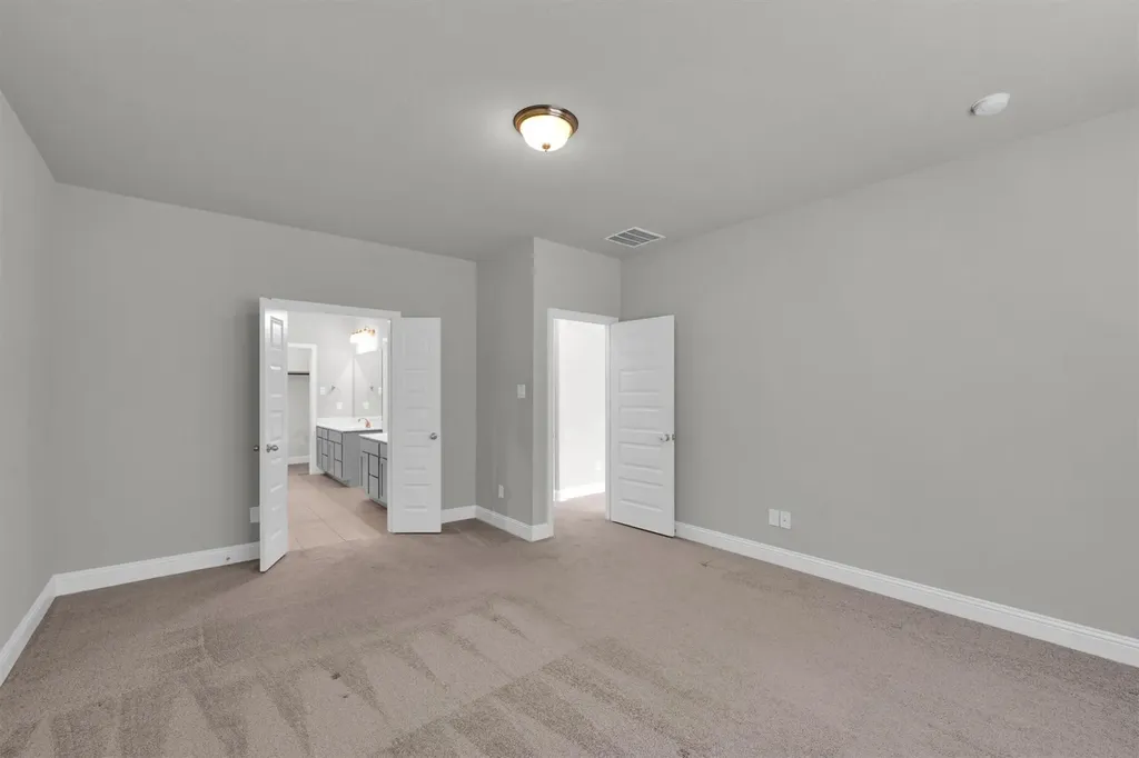 6401 Longhorn Herd Lane Fort Worth TX 76123