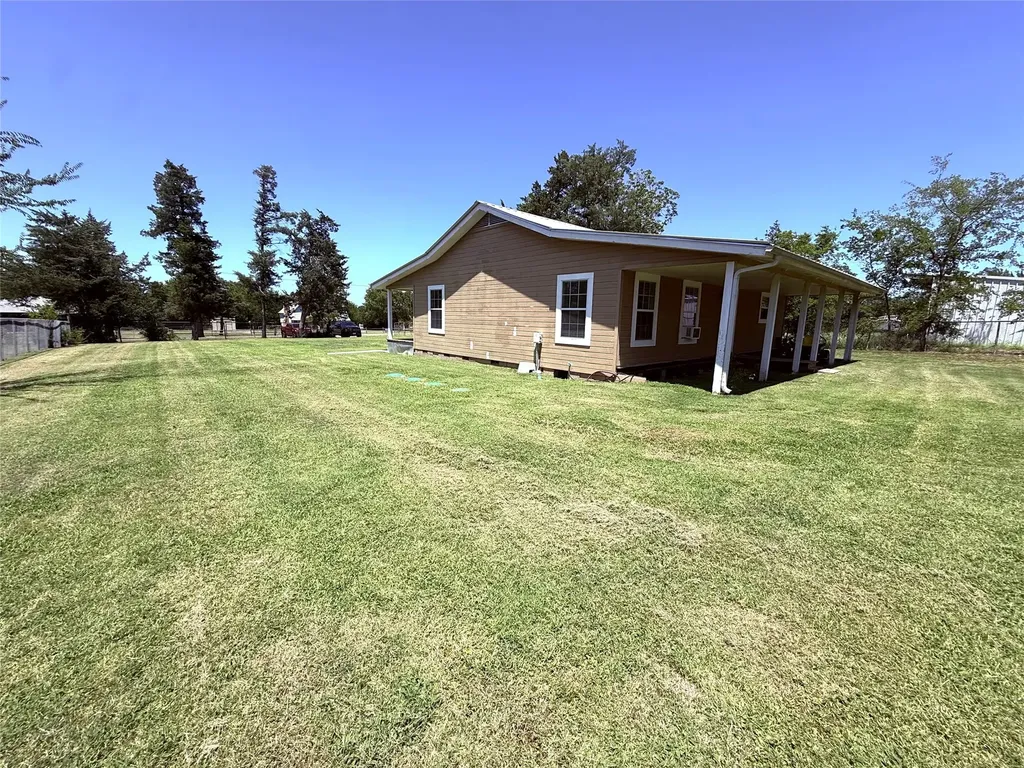 175 County Road NW 1010 Mount Vernon TX 75457