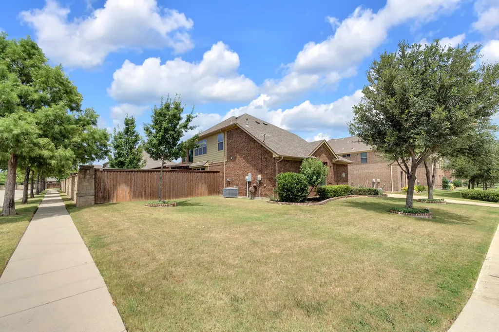 1700 Goldenrod Lane Keller TX 76248