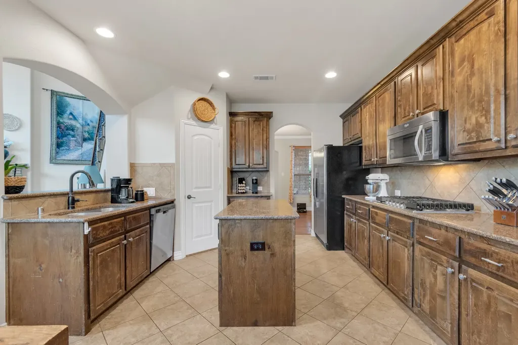 1700 Goldenrod Lane Keller TX 76248