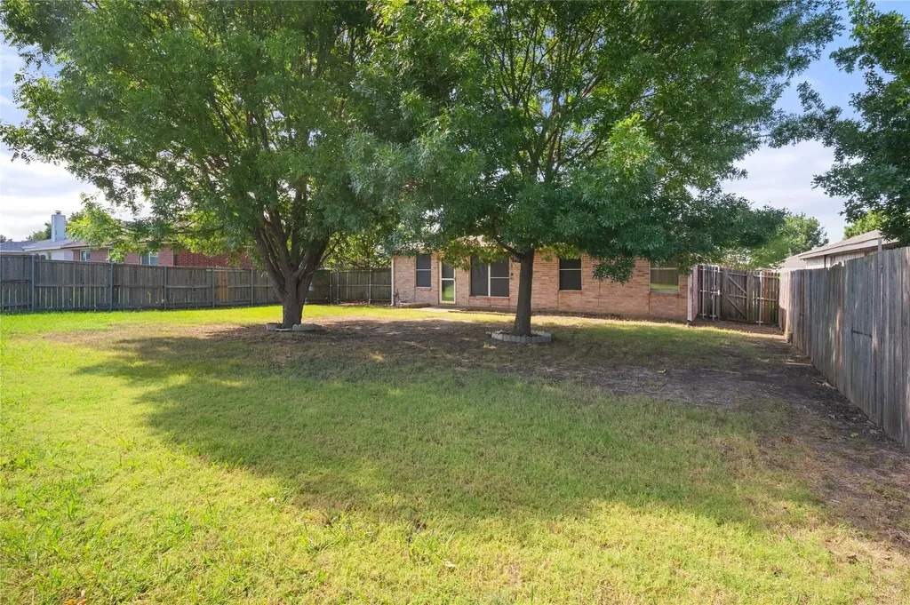 235 Lake Texoma Drive Wylie TX 75098