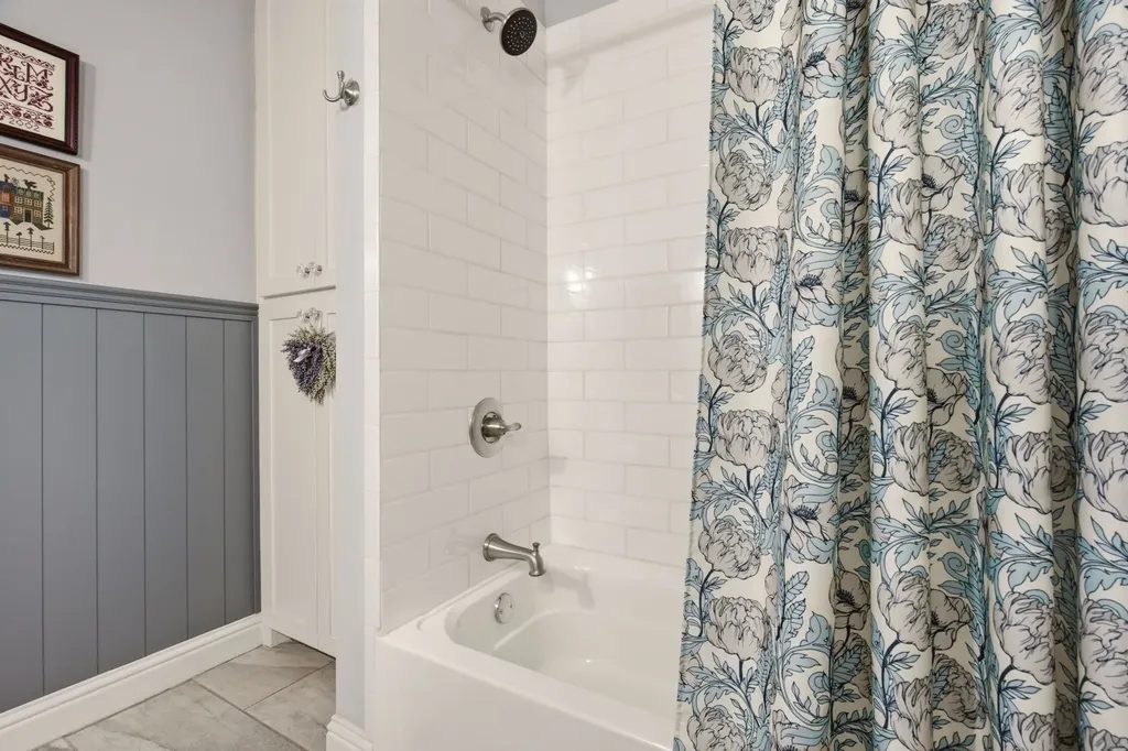 131 Whispering Winds Drive Gunter TX 75058