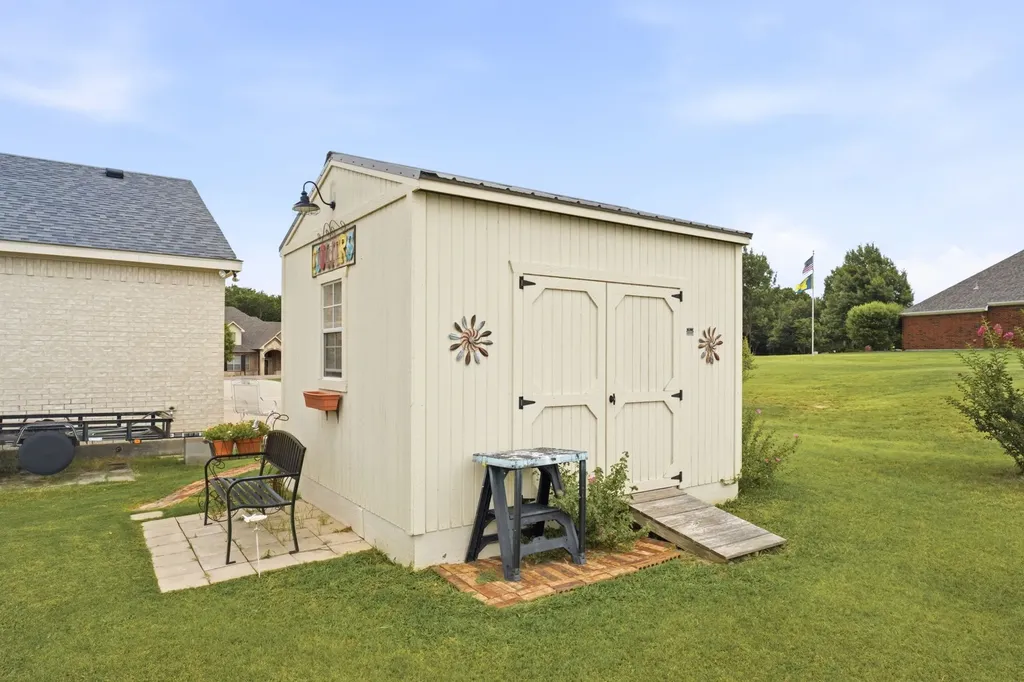 131 Whispering Winds Drive Gunter TX 75058