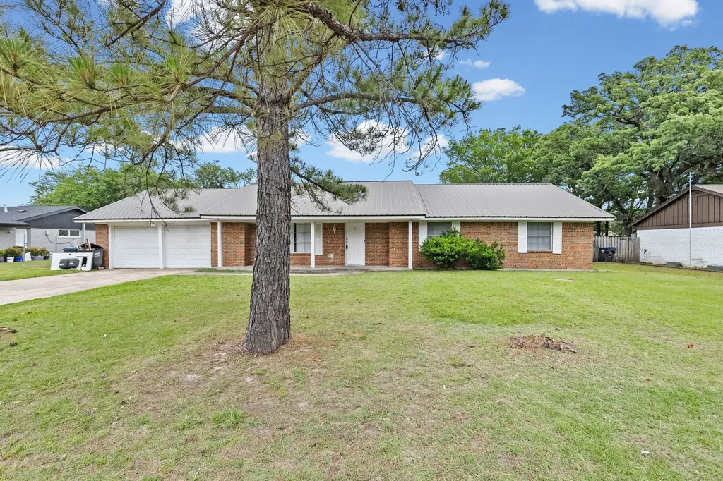 3 Timberside Drive Greenville TX 75402