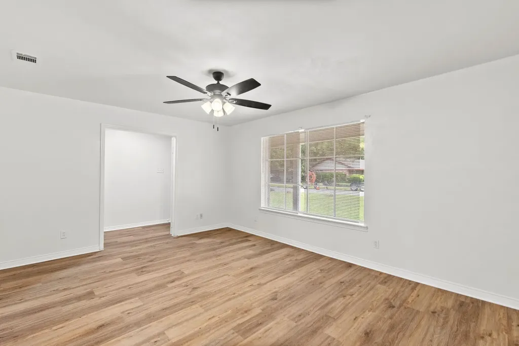 3 Timberside Drive Greenville TX 75402