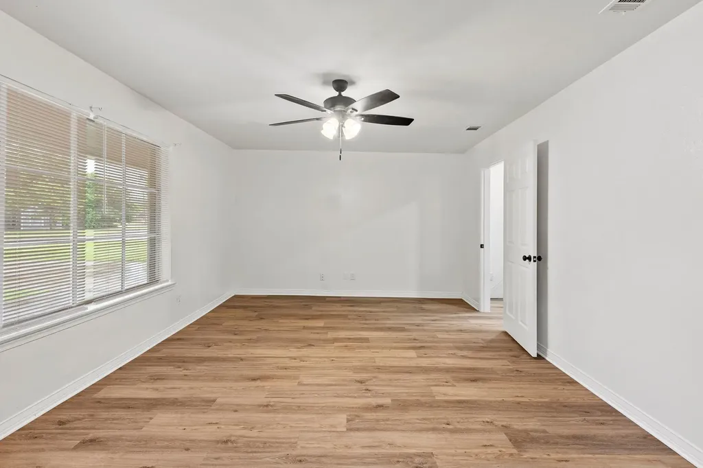 3 Timberside Drive Greenville TX 75402