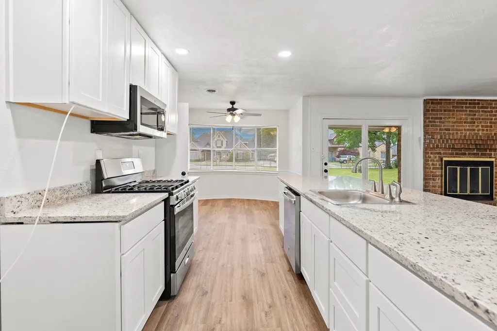 3 Timberside Drive Greenville TX 75402