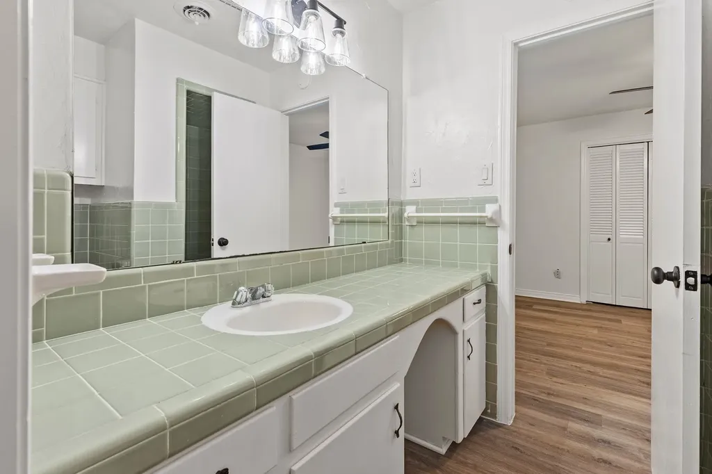 3 Timberside Drive Greenville TX 75402