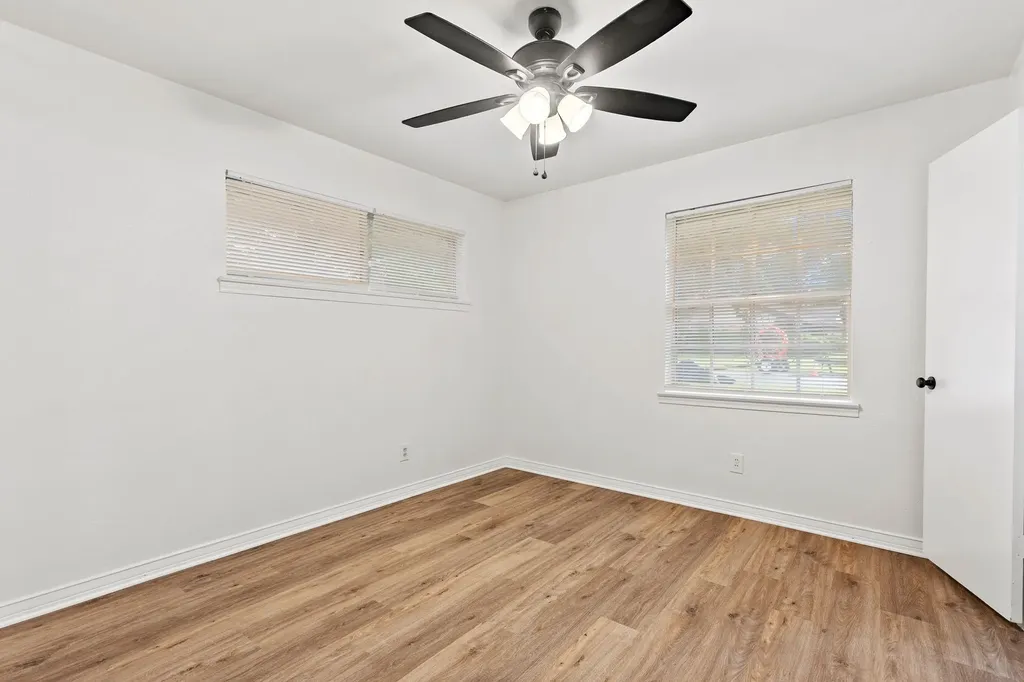 3 Timberside Drive Greenville TX 75402
