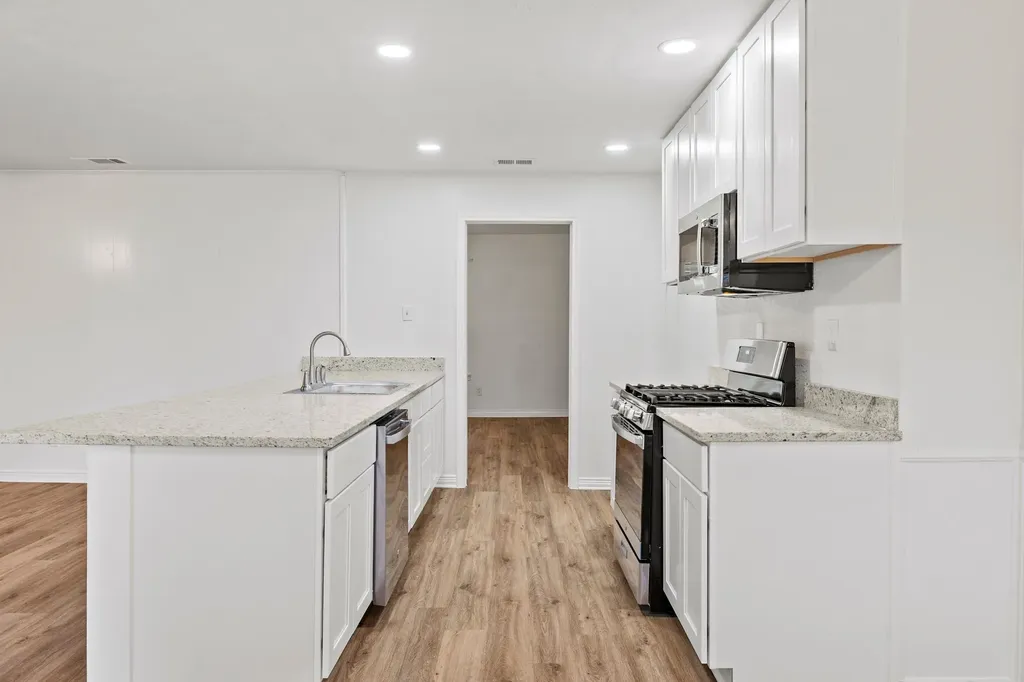 3 Timberside Drive Greenville TX 75402