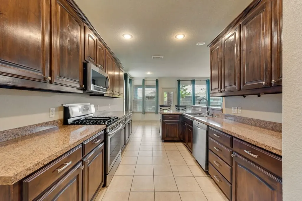 5332 Threshing Drive Fort Worth TX 76179