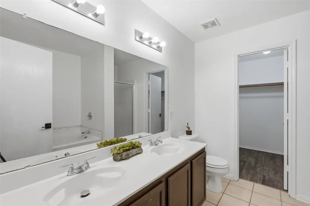 1623 Spinnaker Way Wylie TX 75098