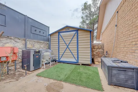 3132 Hickman Street El Paso TX 79936