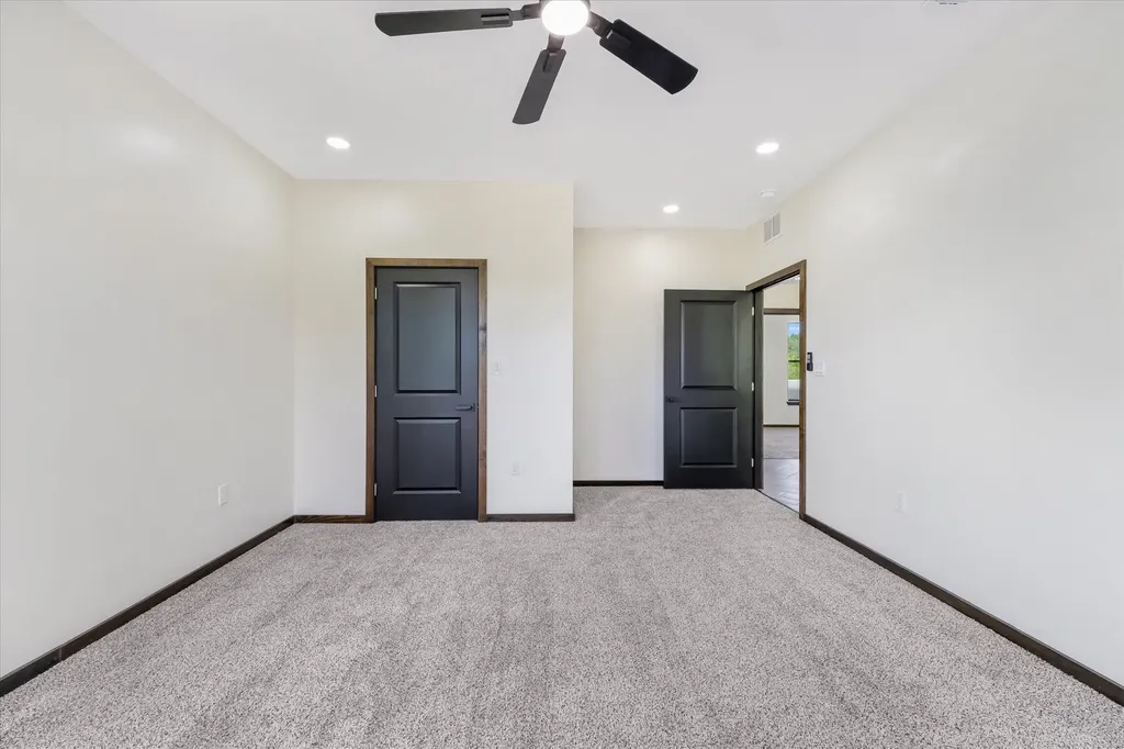 6027 Verde Way Dallas TX 75211