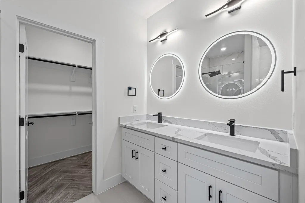 5108 Stoneridge Drive Granbury TX 76048