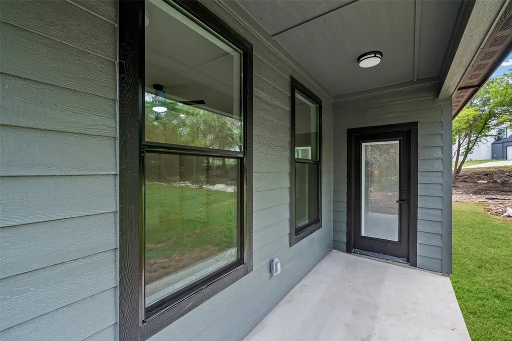 5108 Stoneridge Drive Granbury TX 76048