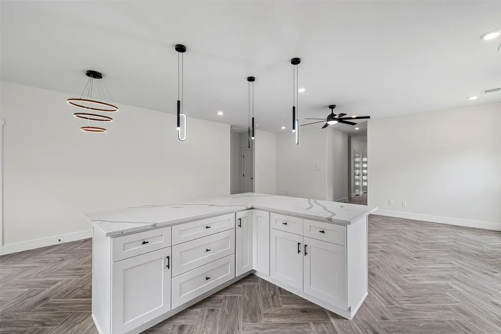 5108 Stoneridge Drive Granbury TX 76048