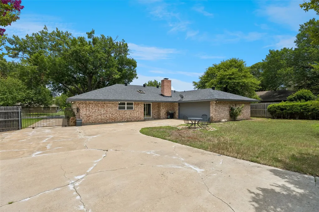 5012 Westhaven Drive Fort Worth TX 76132