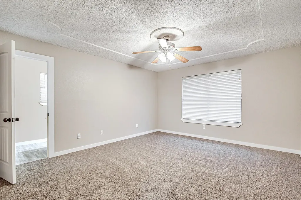 937 Springhill Drive Burleson TX 76028