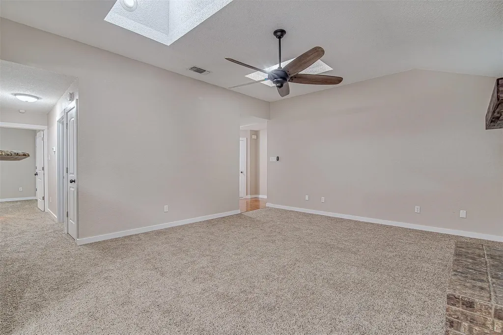 937 Springhill Drive Burleson TX 76028