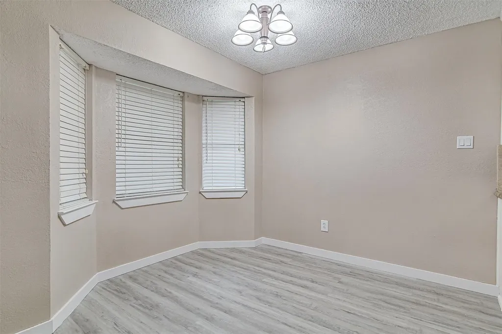 937 Springhill Drive Burleson TX 76028