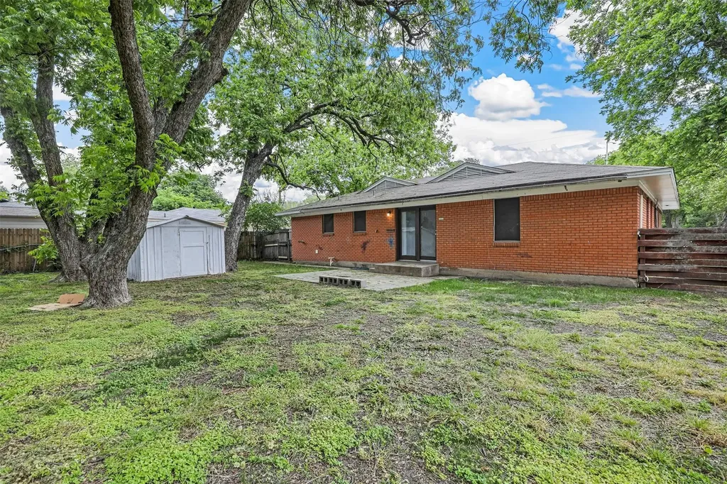 711 N Carroll Boulevard Denton TX 76201