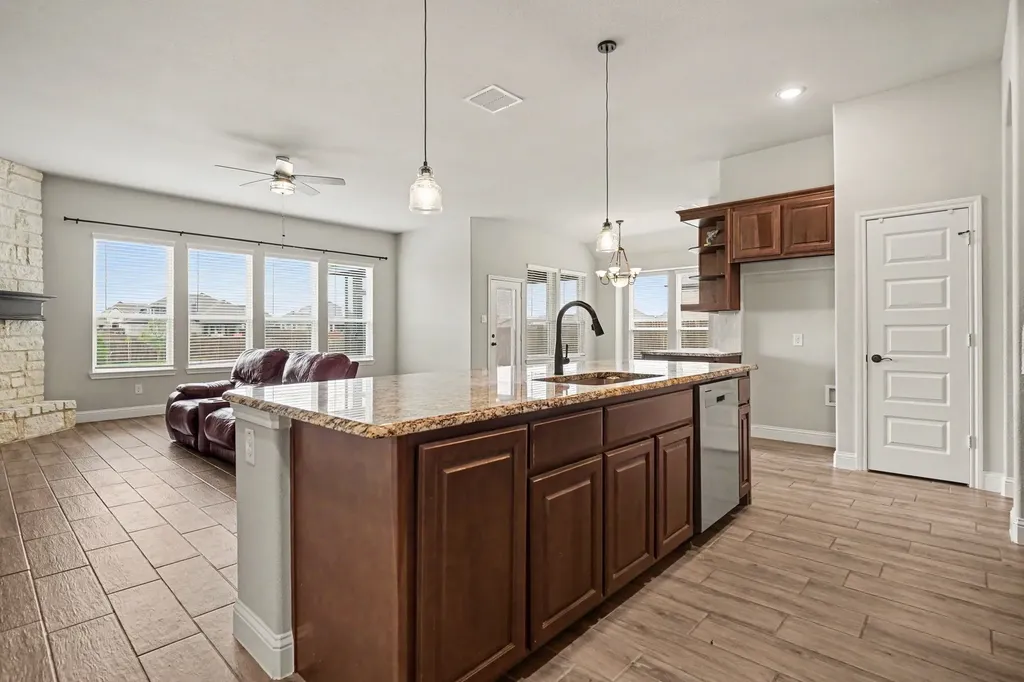 12601 Panther Creek Drive Godley TX 76044