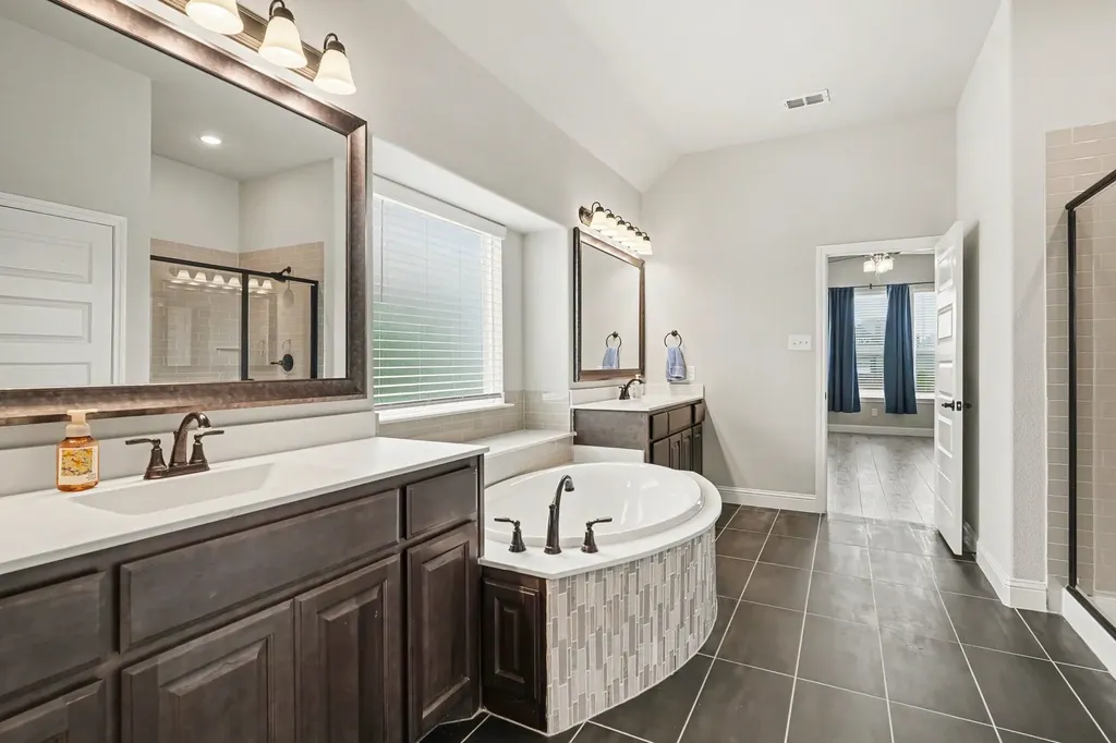 12601 Panther Creek Drive Godley TX 76044