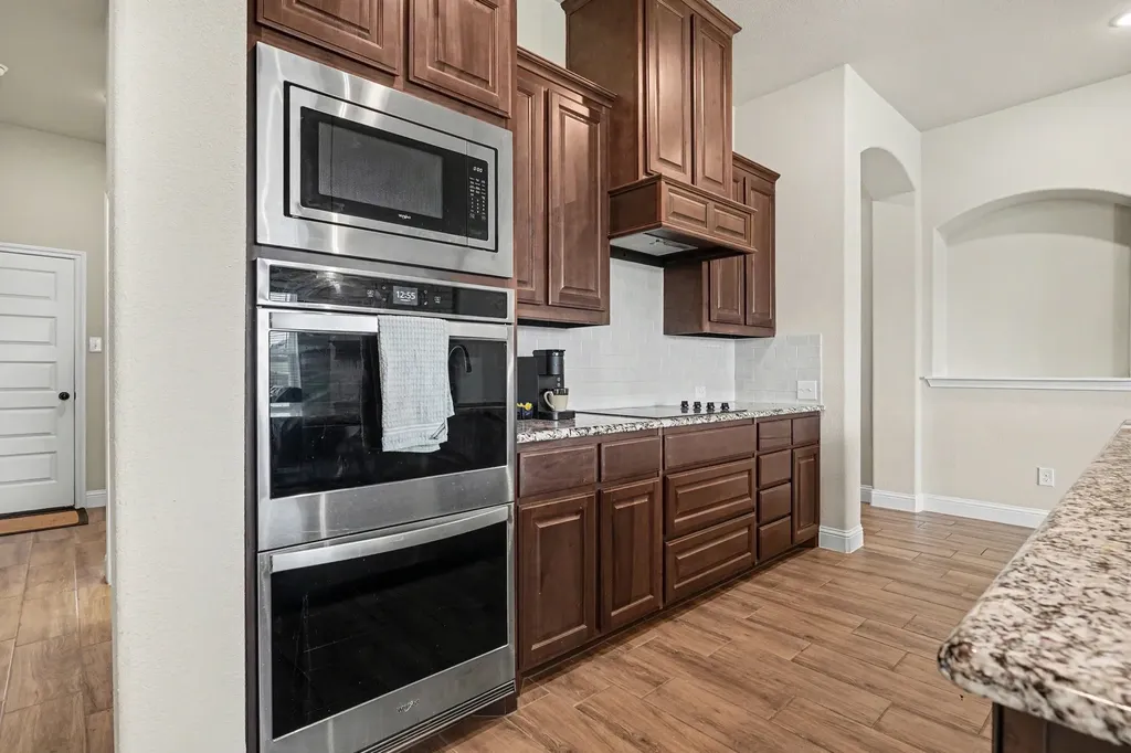 12601 Panther Creek Drive Godley TX 76044