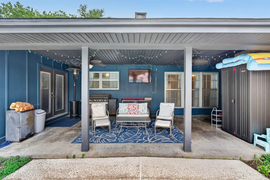 1126 Green River Trail Cleburne TX 76033
