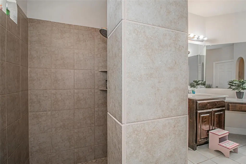 5204 Katy Rose Court Fort Worth TX 76126