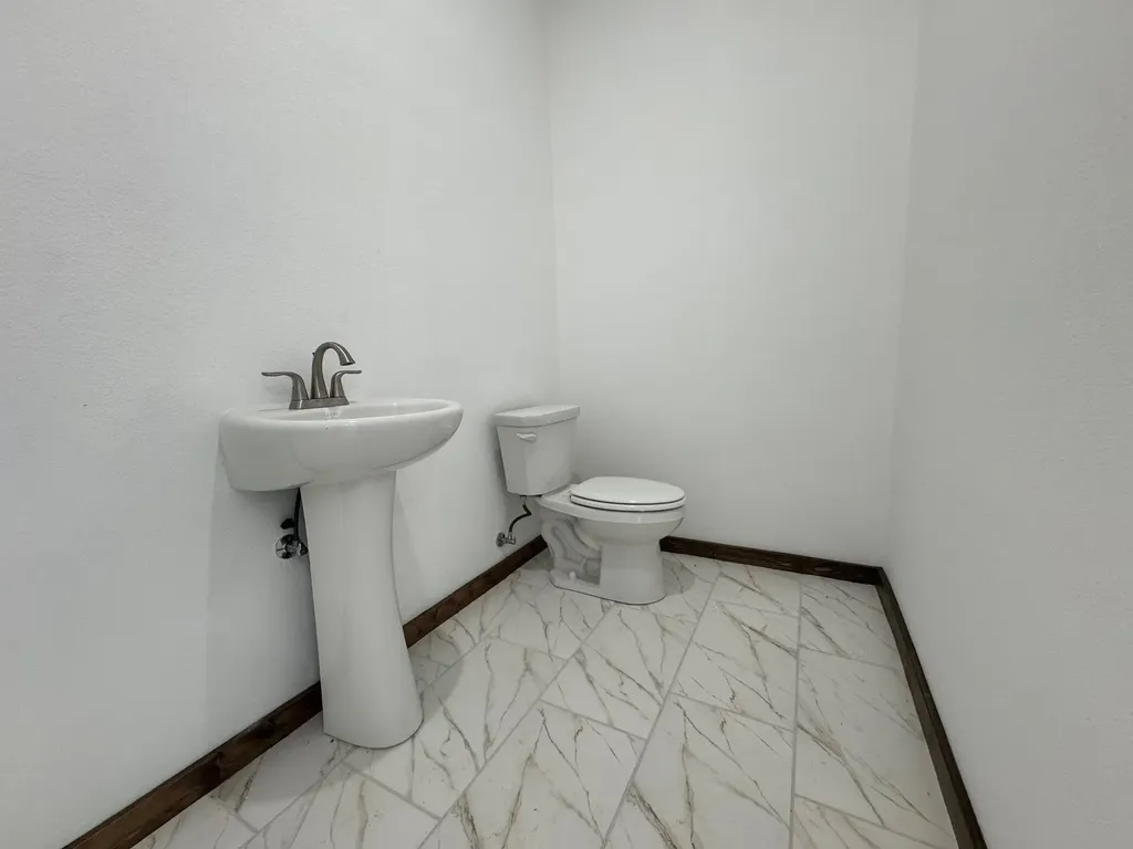1401 Ranger Highway Weatherford TX 76086